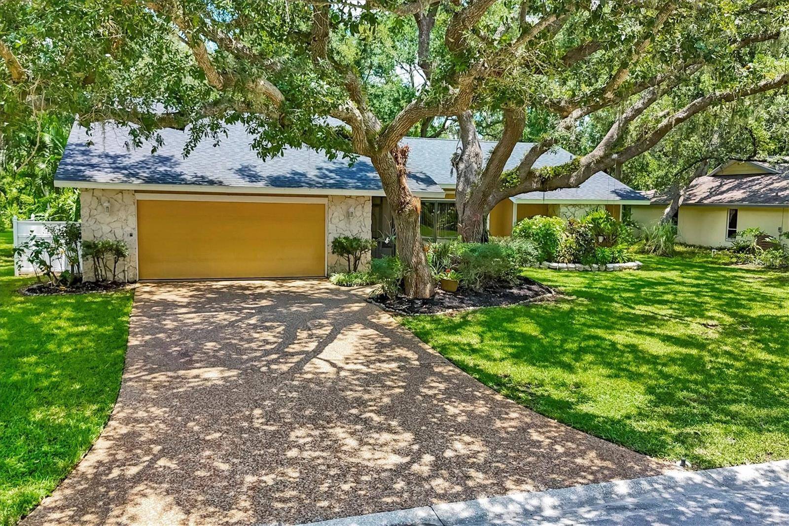 Sarasota, FL 34241,5037 WILLOW LEAF WAY