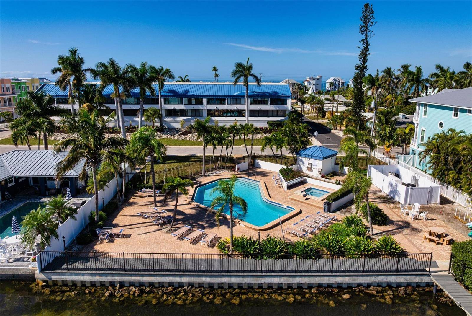 Bradenton Beach, FL 34217,1007 GULF DR N #208