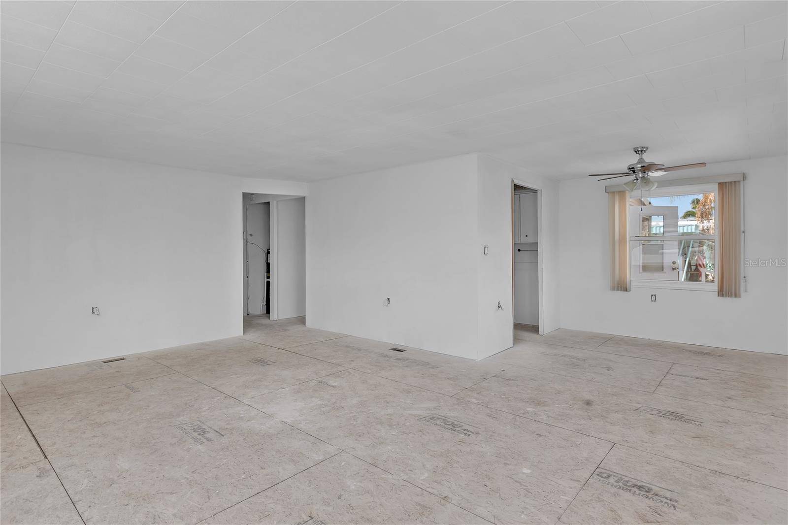 Bradenton, FL 34210,3705 116TH STREET CT W