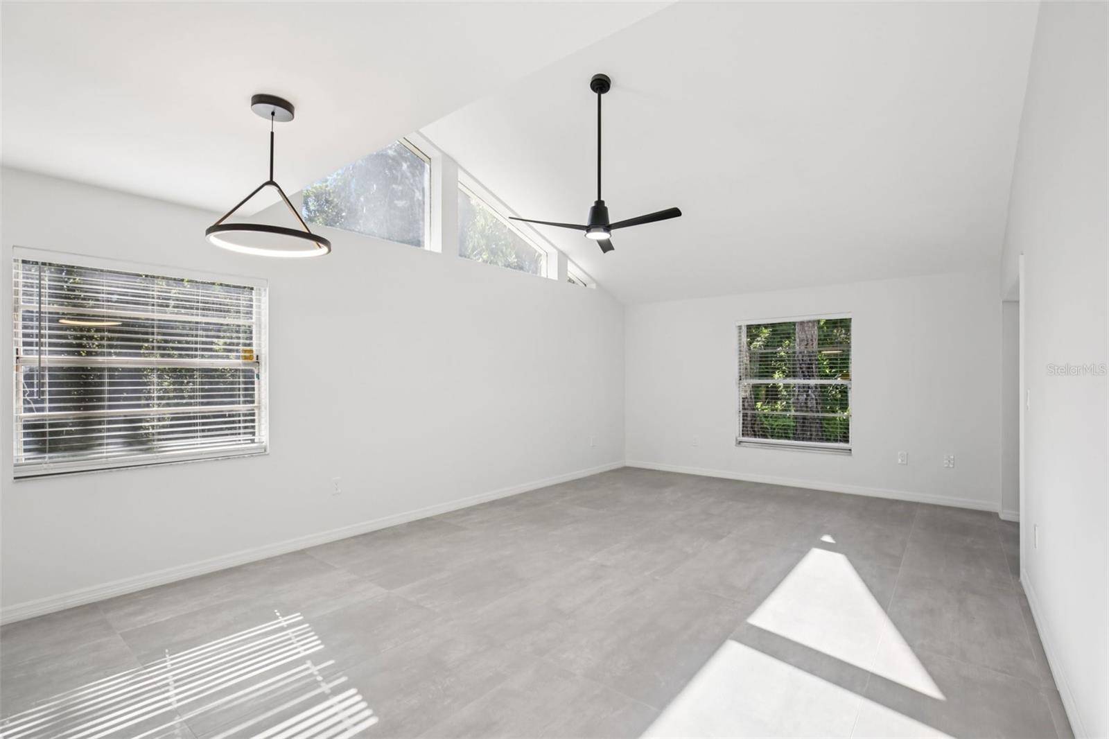 Sarasota, FL 34234,4773 VILLAGE GARDENS DR #97