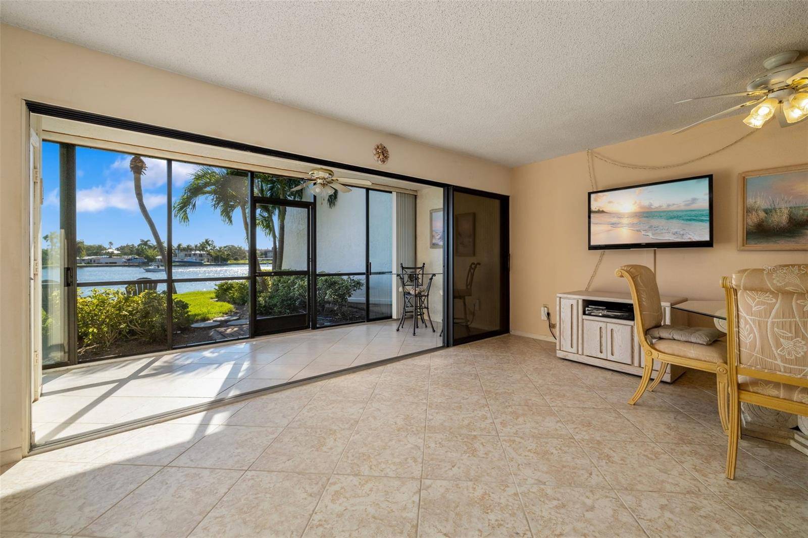 Sarasota, FL 34242,1900 COVE II PL #114