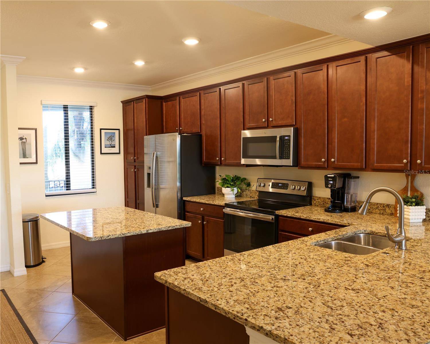 Bradenton, FL 34211,17108 VARDON TER #204