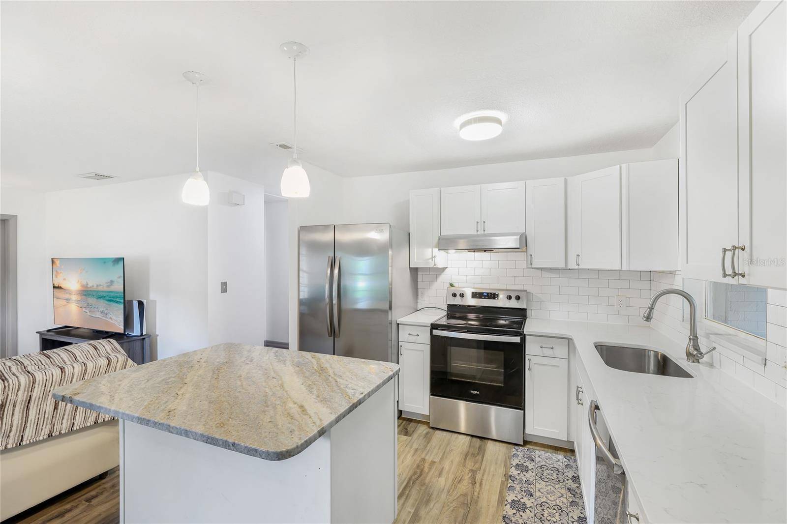 Sarasota, FL 34237,3364 RAMBLEWOOD WAY