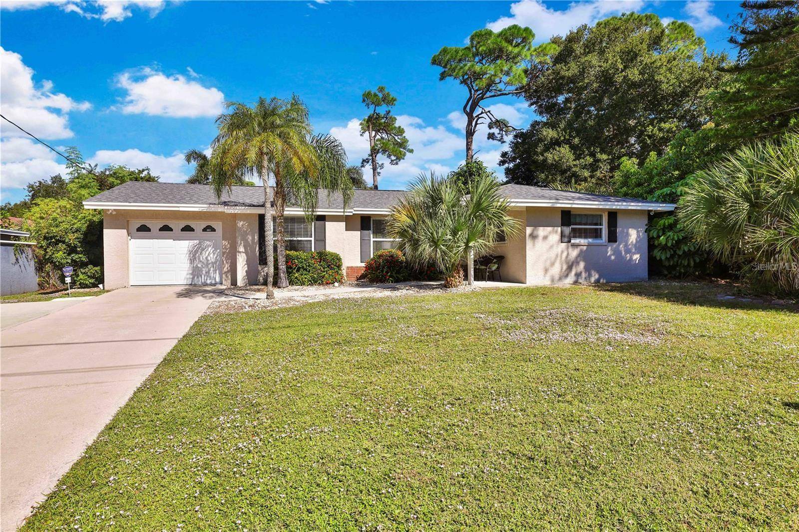 Sarasota, FL 34234,845 32ND ST
