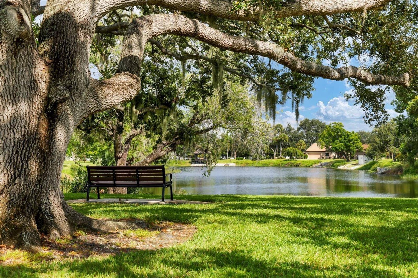 Sarasota, FL 34232,3638 GLEN OAKS MANOR DR