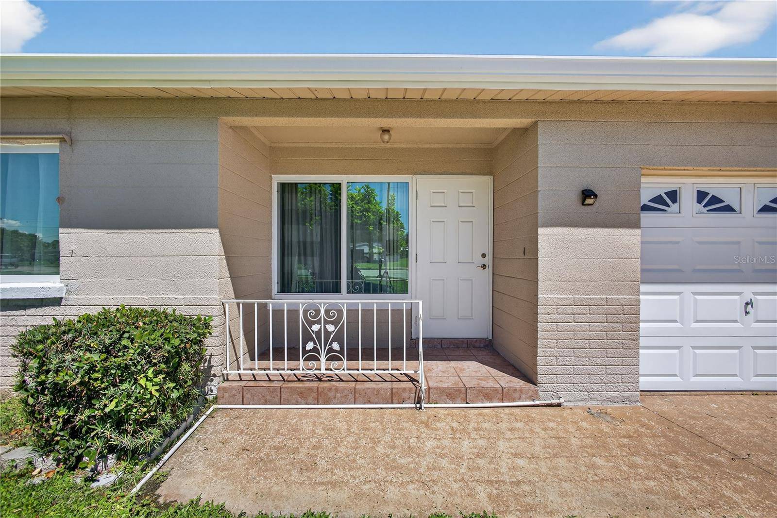 Bradenton, FL 34207,1004 ORLANDO AVE