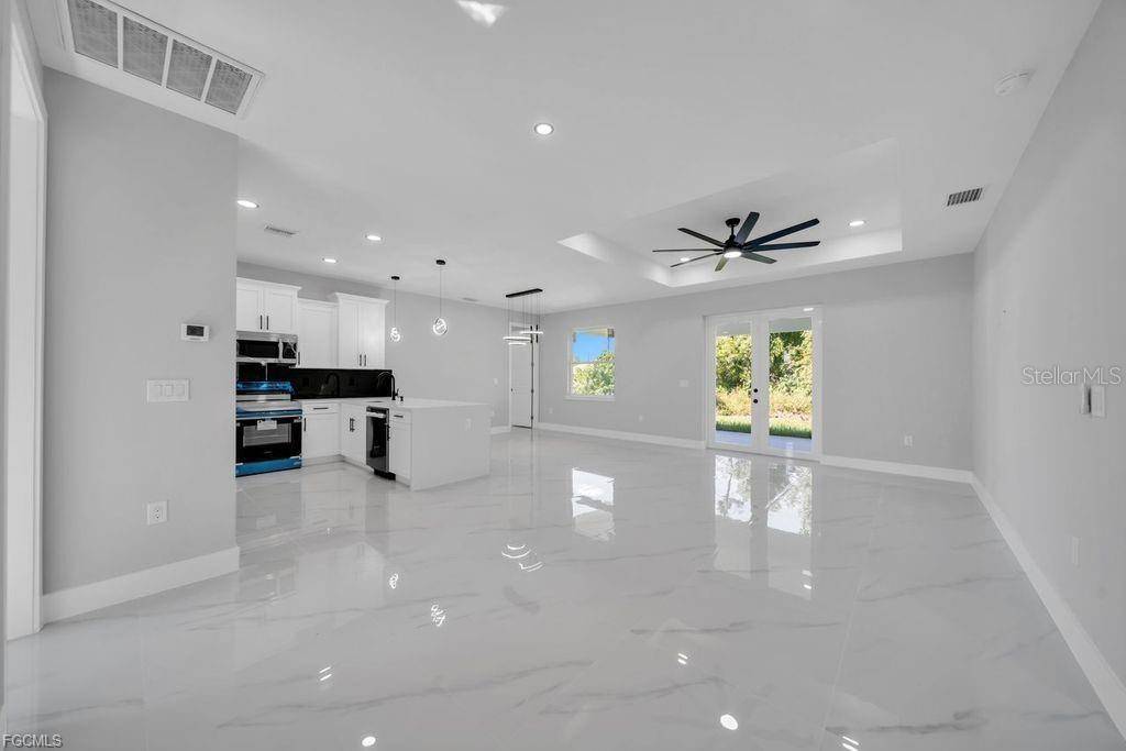 Lehigh Acres, FL 33971,2912 14TH ST W