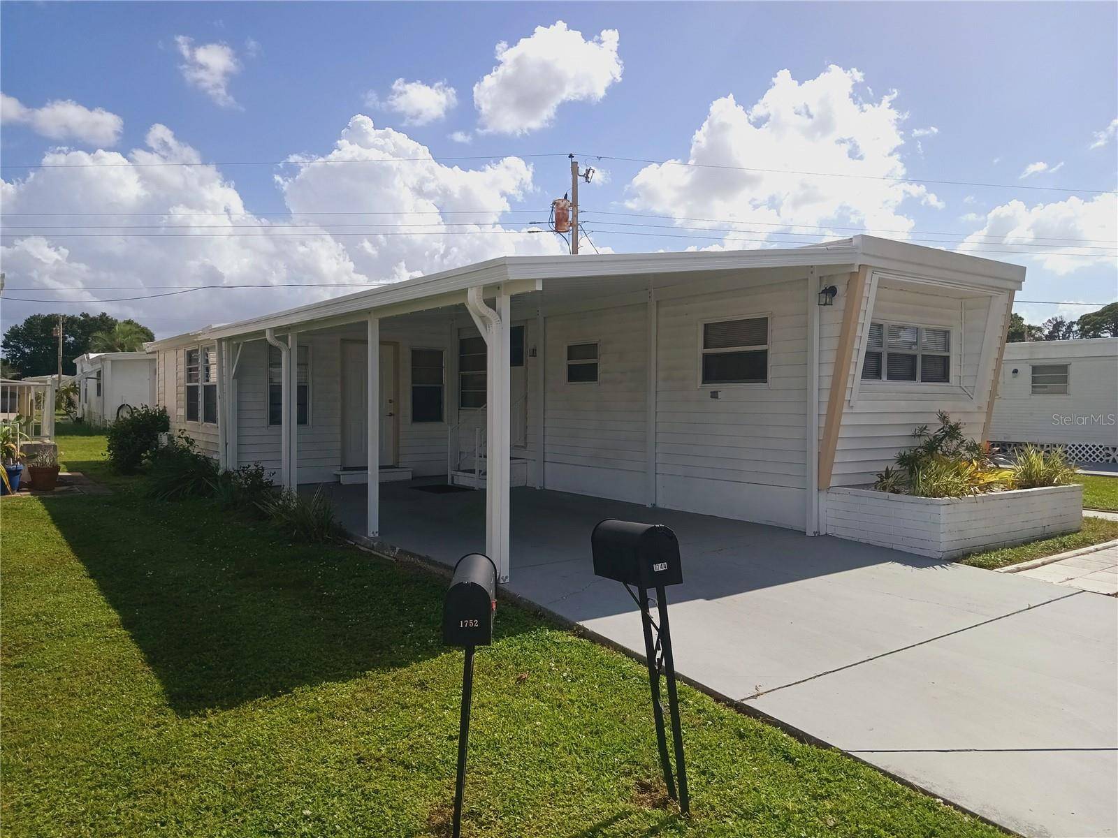 Sarasota, FL 34234,1744 MIDLOTHIAN ST