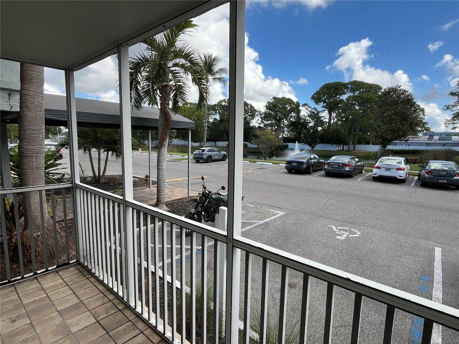 Sarasota, FL 34237,2630 COCONUT BAY LN #618 (61i)