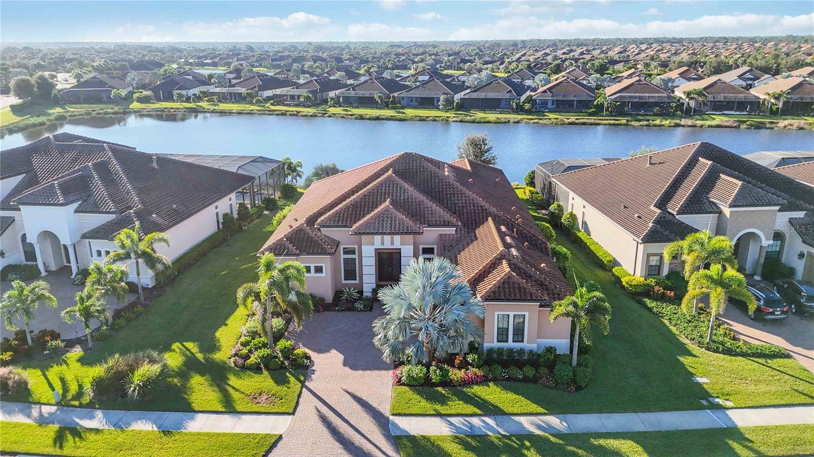 Sarasota, FL 34238,5341 BROOKGROVE DR