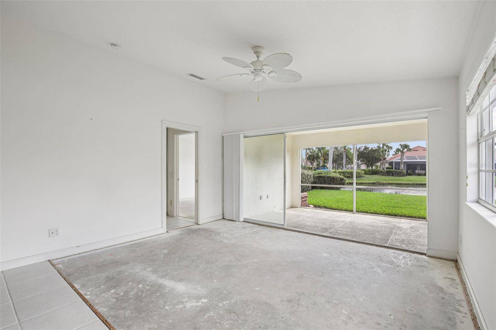 Sarasota, FL 34238,5533 AVELLINO PL