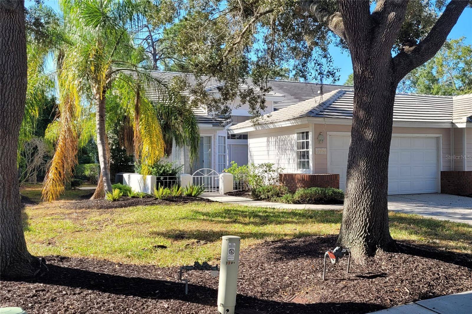 University Park, FL 34201,7739 WHITEBRIDGE GLN