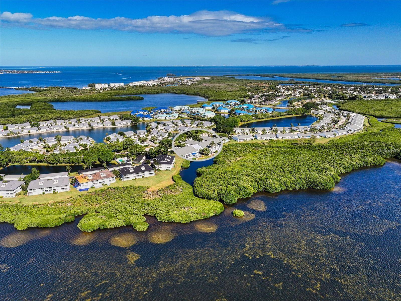 Bradenton, FL 34209,967 WATERSIDE LN