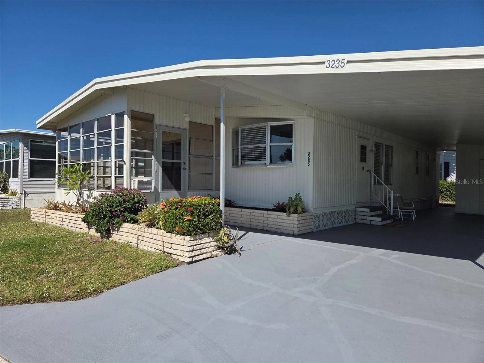 Sarasota, FL 34237,3235 SWEET BAY TER