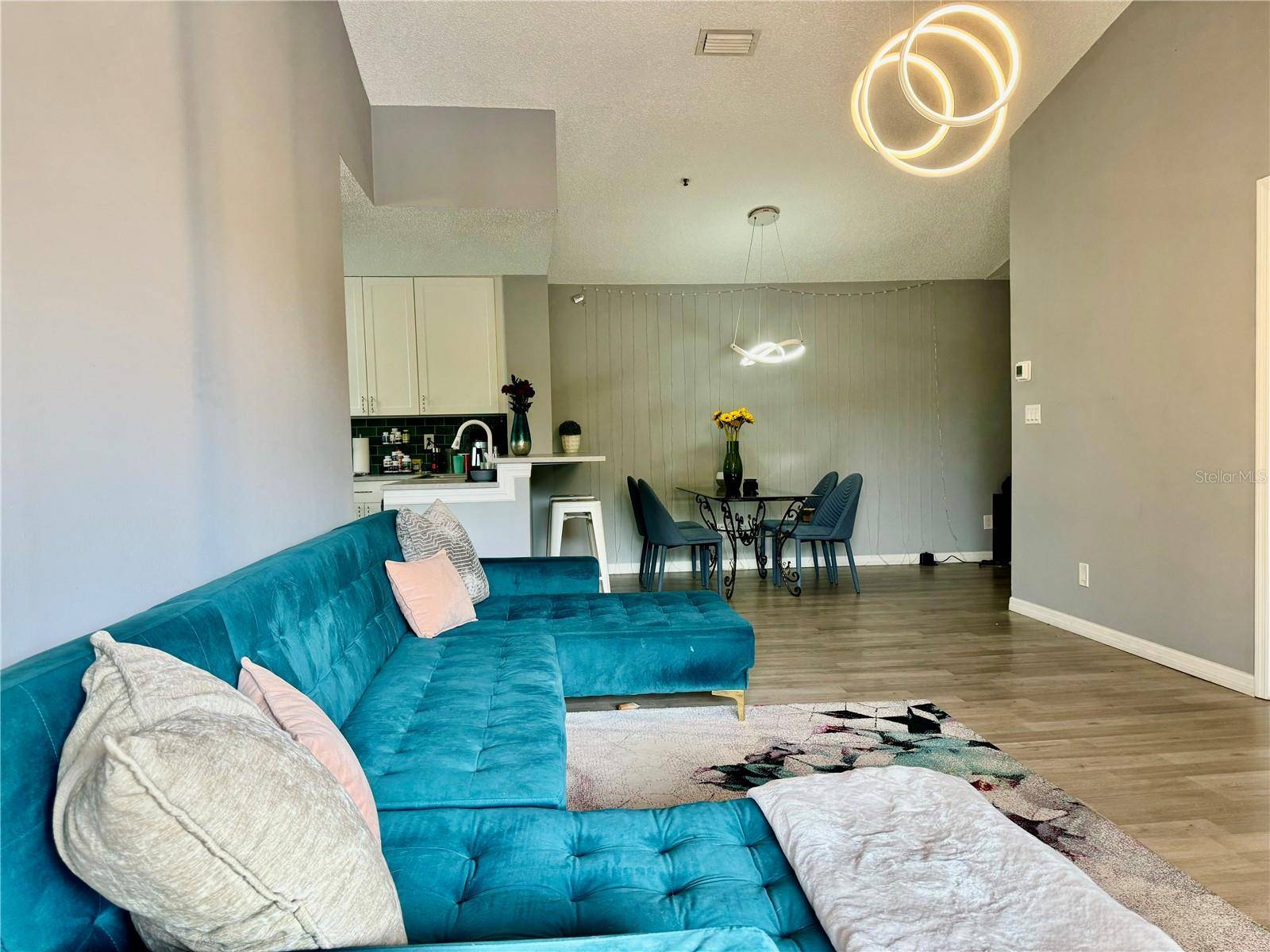 Sarasota, FL 34238,4036 CROCKERS LAKE BLVD #21