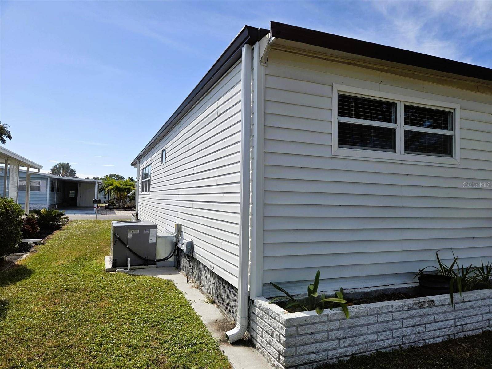 Sarasota, FL 34237,3321 SHINGLE OAK TER