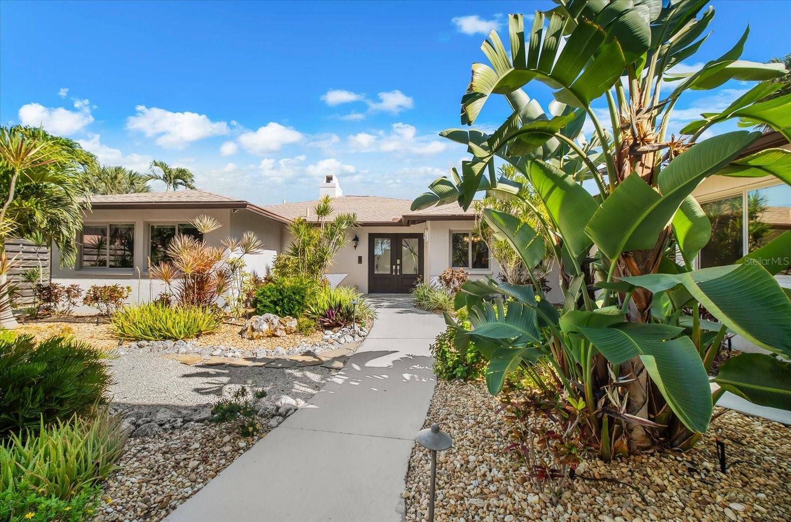 Sarasota, FL 34242,4817 OCEAN BLVD