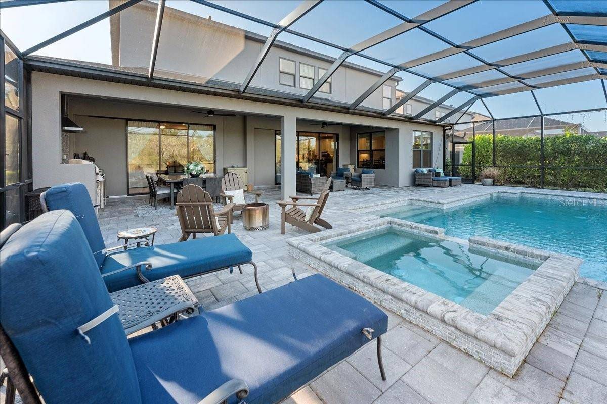 Sarasota, FL 34241,10215 MILKY WAY CIR