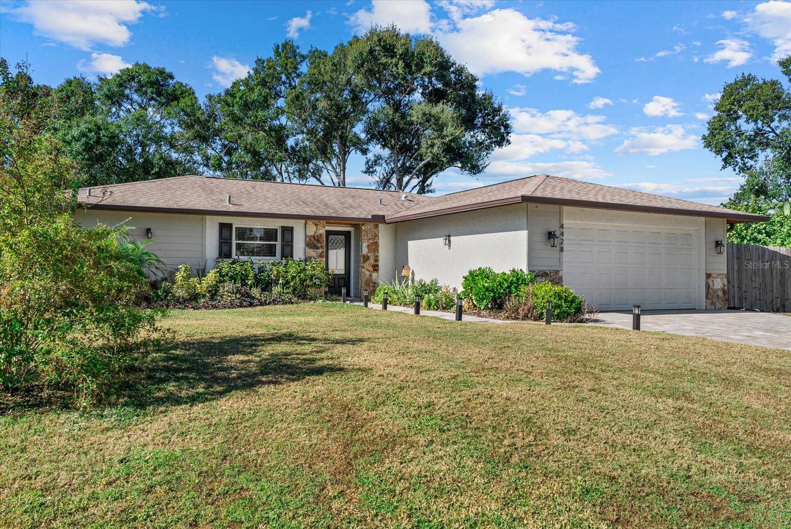 Sarasota, FL 34233,4428 MEADOW CREEK CIR