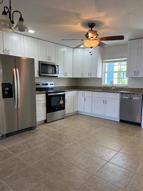 Bradenton, FL 34210,9821 HERNANDO CT #31-A