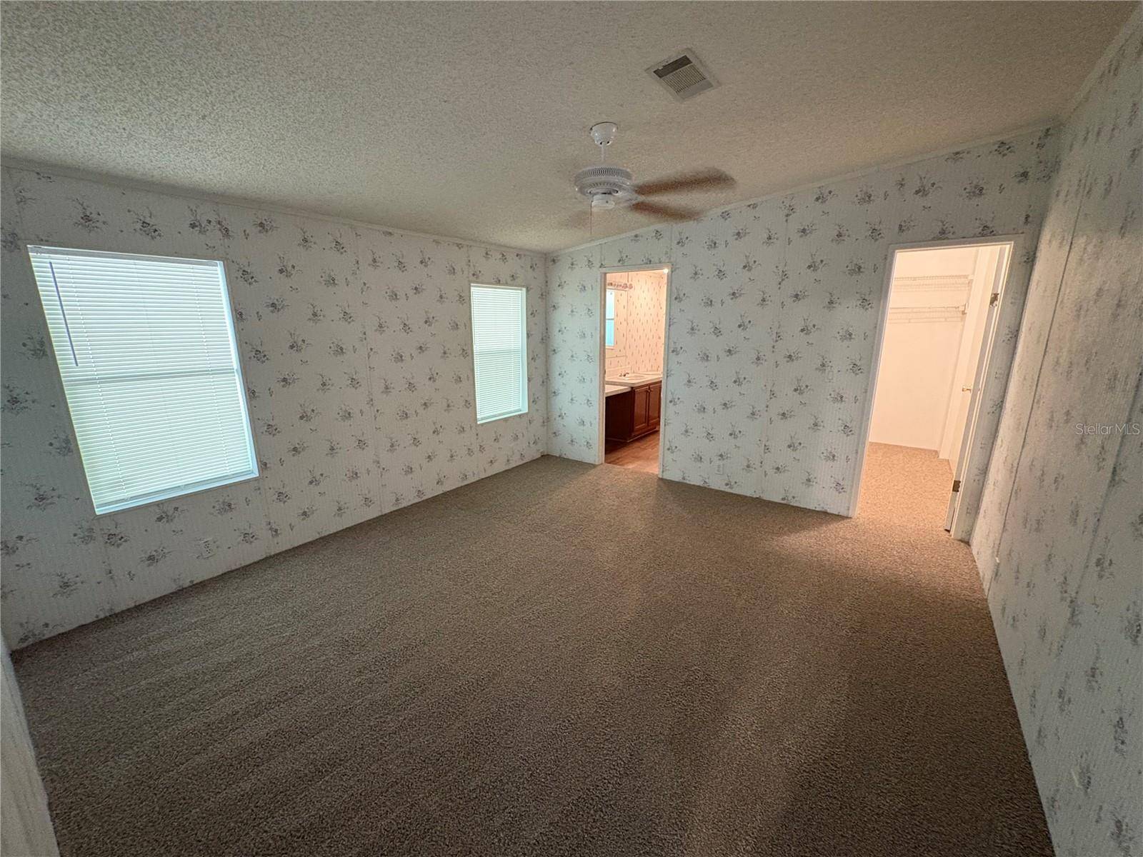 Lakeland, FL 33810,3527 SUTTON HILLS DR N