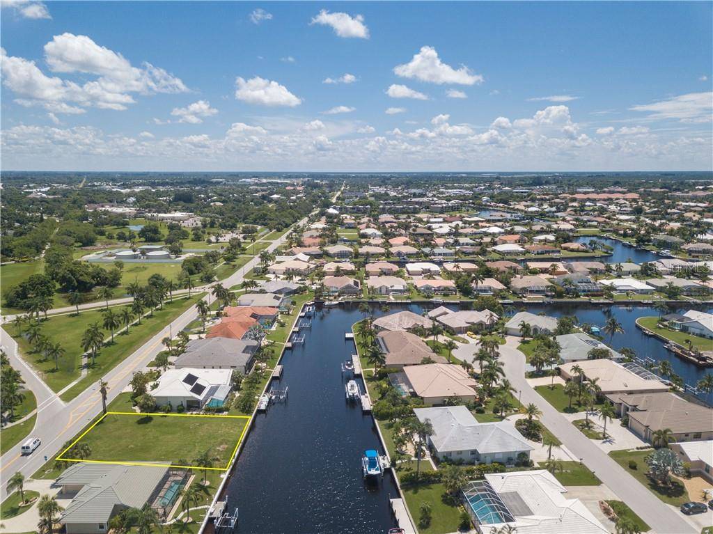 Punta Gorda, FL 33950,1107 W HENRY ST