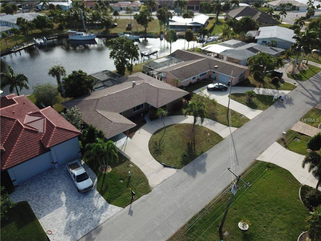 Punta Gorda, FL 33950,152 MARIA CT