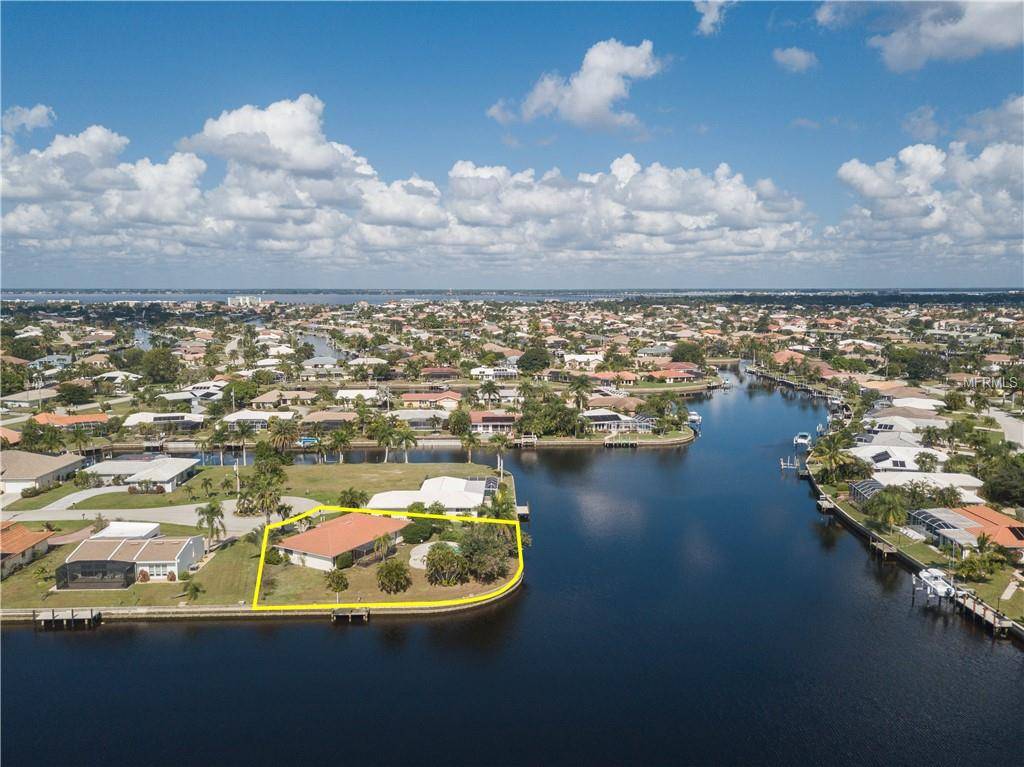 Punta Gorda, FL 33950,1201 SANTANA CT