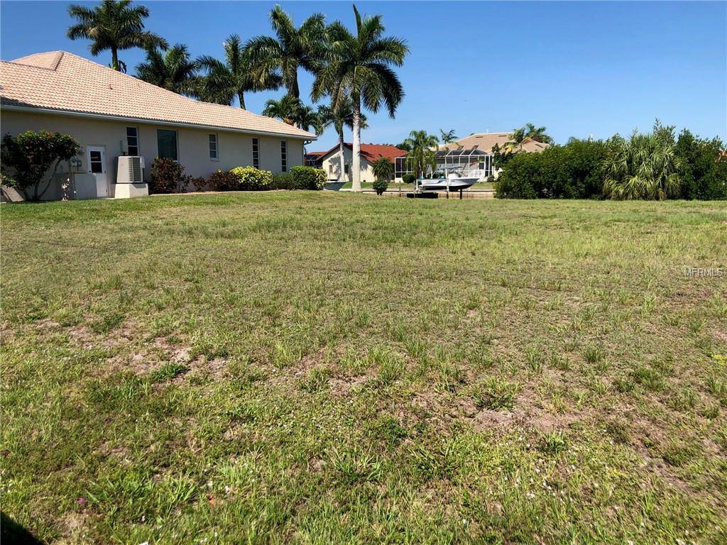 Punta Gorda, FL 33950,3805 SAINT KITTS CT