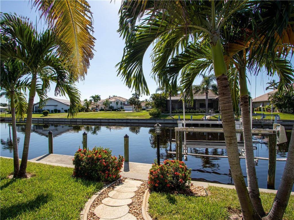 Punta Gorda, FL 33950,1111 HAWKS NEST CT