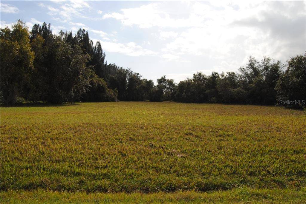 Punta Gorda, FL 33982,500 WOODSTORK LN