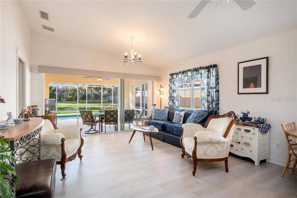 Naples, FL 34119,3396 CAYMAN LN