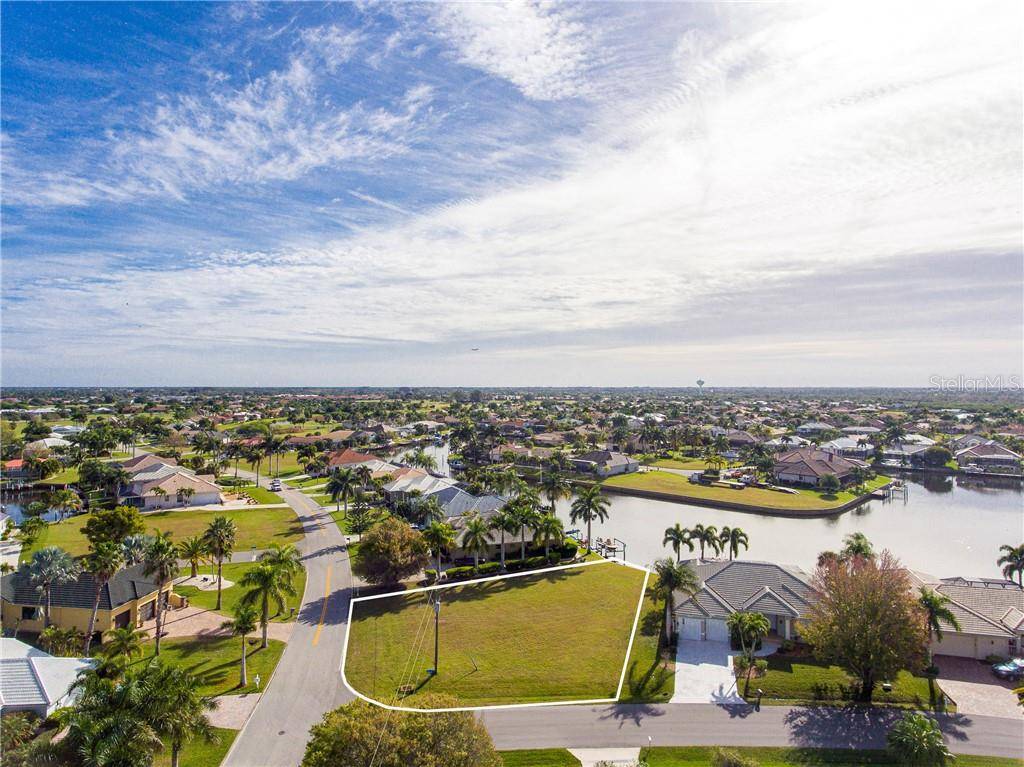 Punta Gorda, FL 33950,3936 MADRID CT