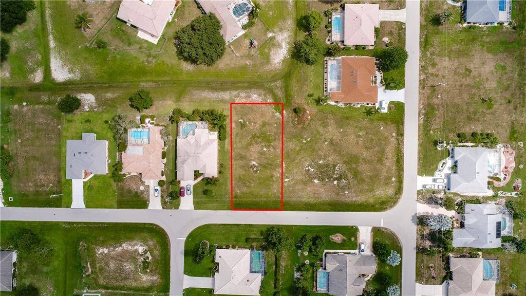 Punta Gorda, FL 33983,2207 OBERON LN