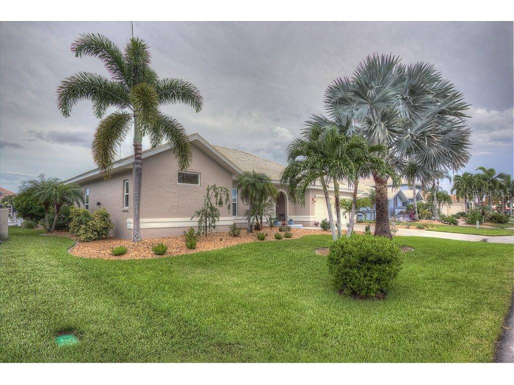 Punta Gorda, FL 33950,1121 HAWKS NEST CT