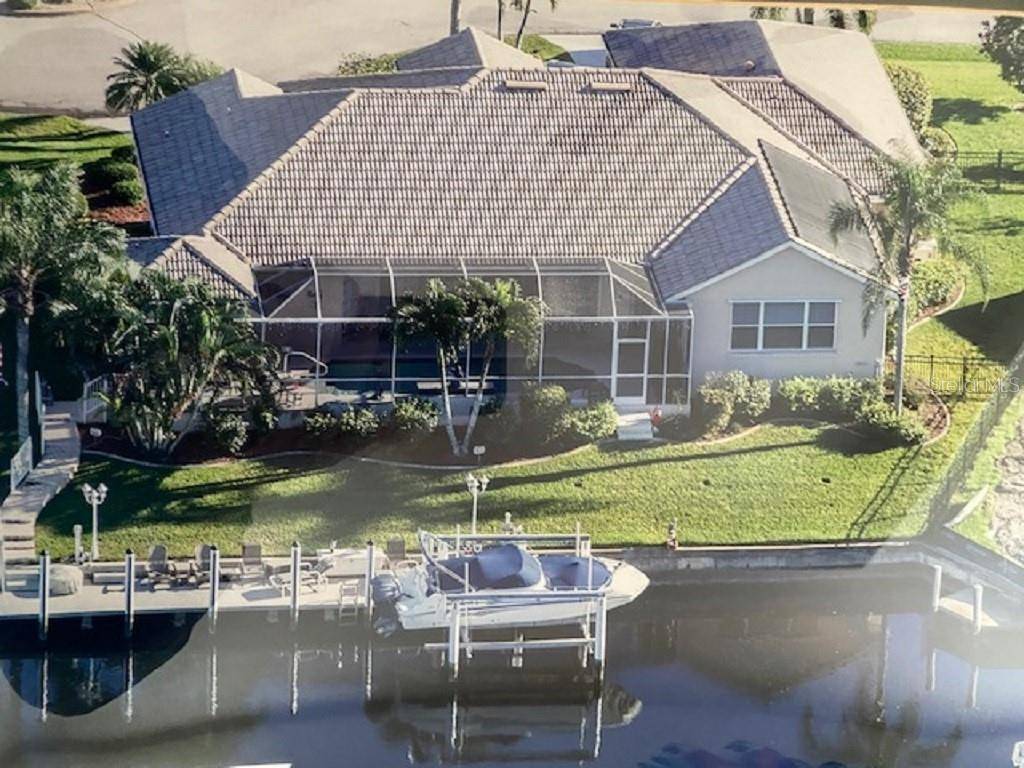 Punta Gorda, FL 33950,318 SANTANDER CT