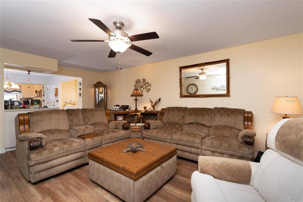 Fort Myers, FL 33919,6777 WINKLER RD #105