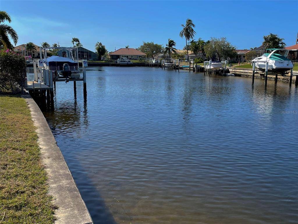 Punta Gorda, FL 33950,735 SANTA MARGERITA LN