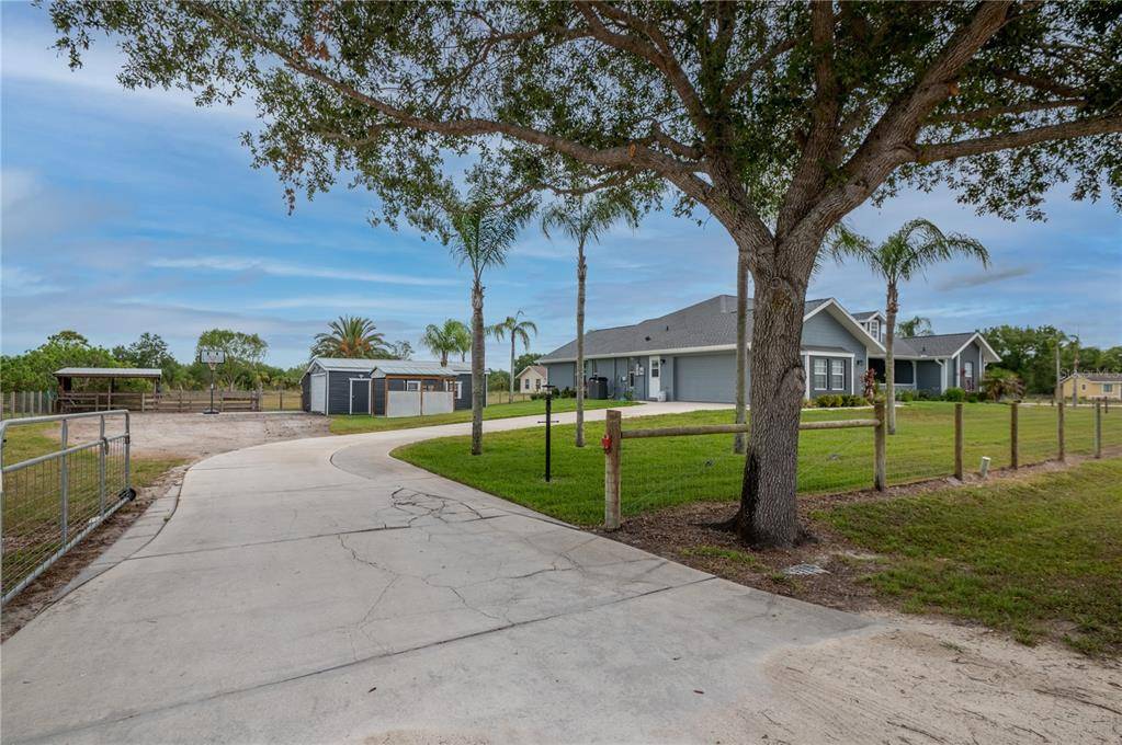 Punta Gorda, FL 33982,29052 PELICAN DR