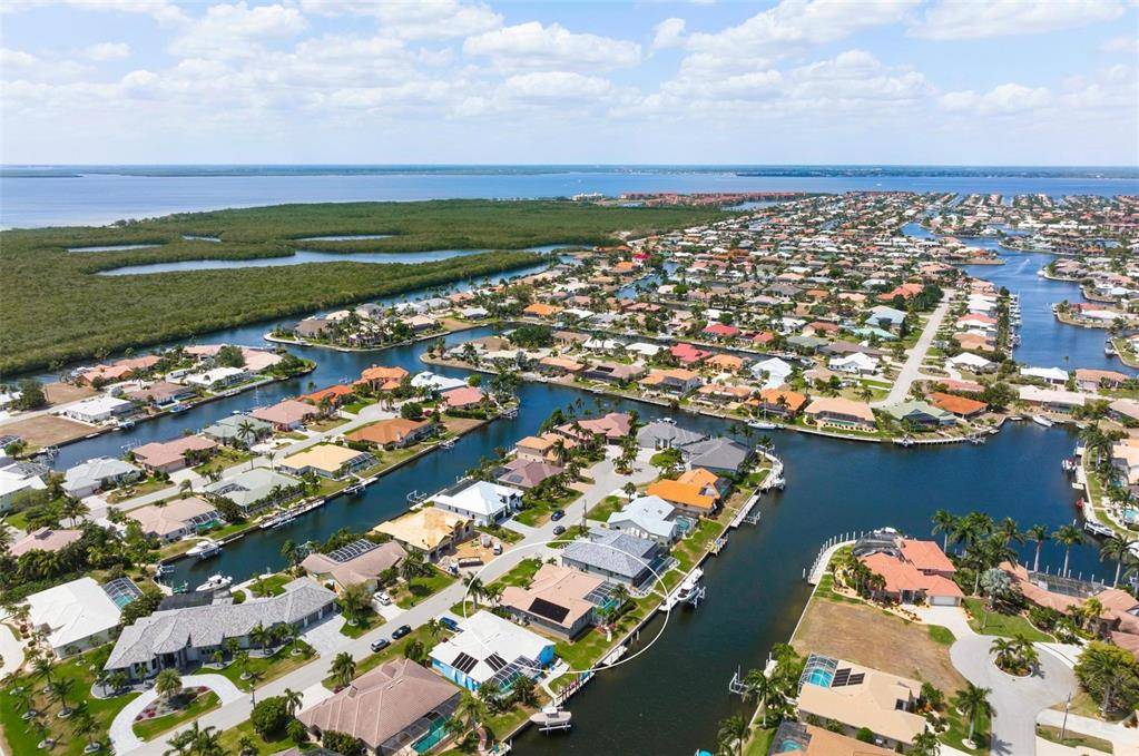 Punta Gorda, FL 33950,3418 SAINT CROIX CT