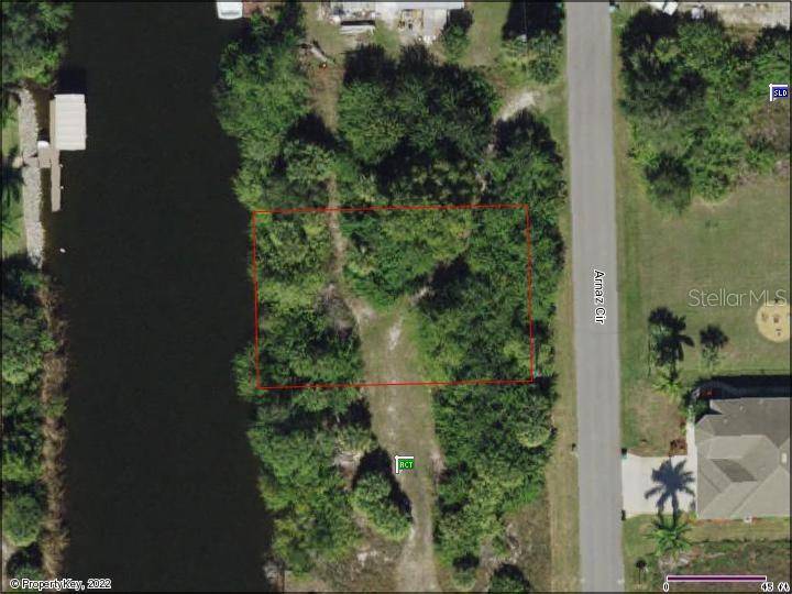 Port Charlotte, FL 33981,9668 ARNAZ CIR