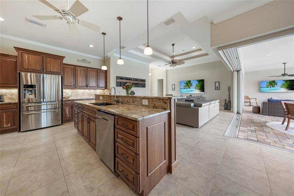 Punta Gorda, FL 33955,500 ROYAL POINCIANA