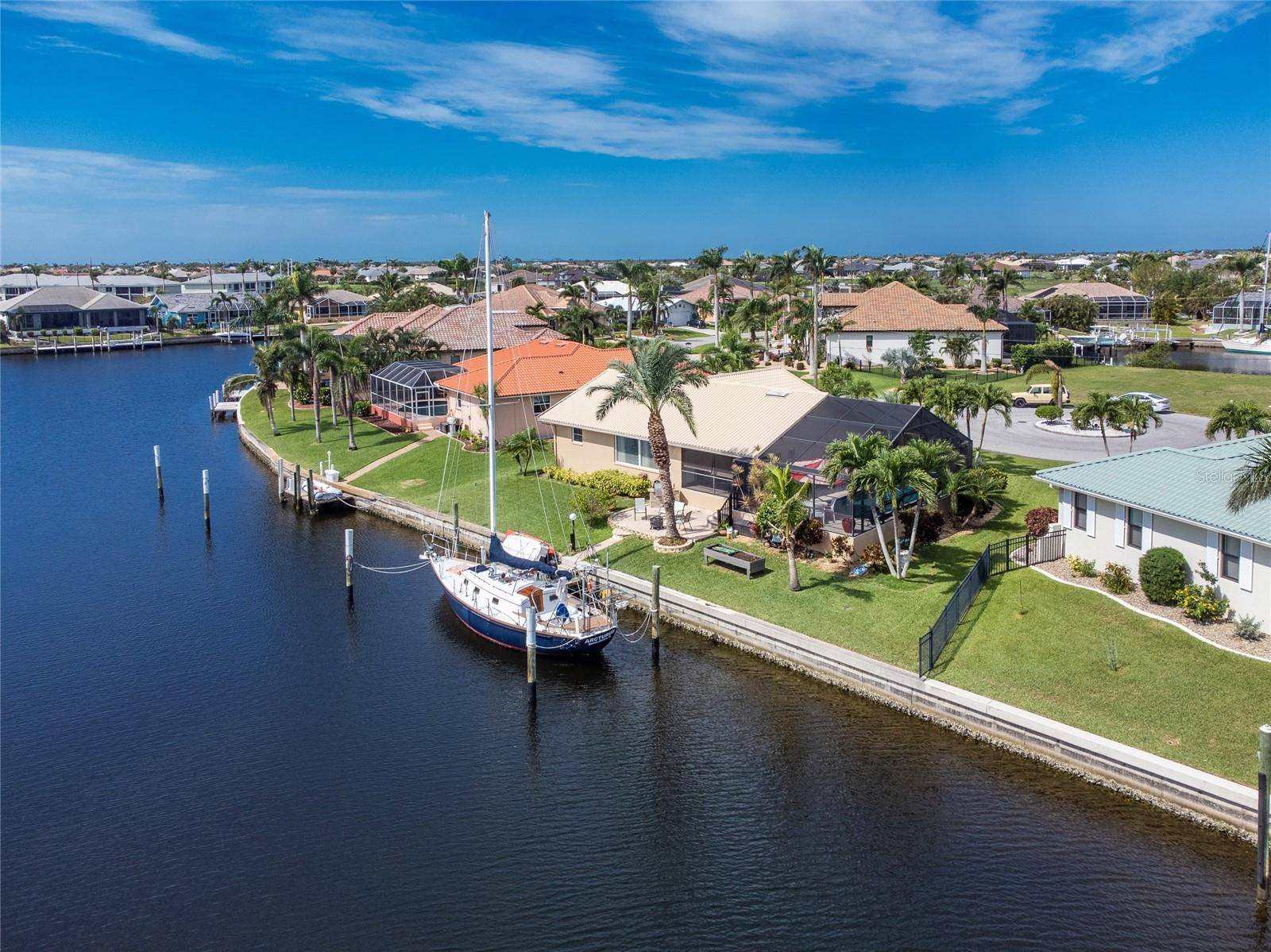 Punta Gorda, FL 33950,1611 BOBOLINK CT