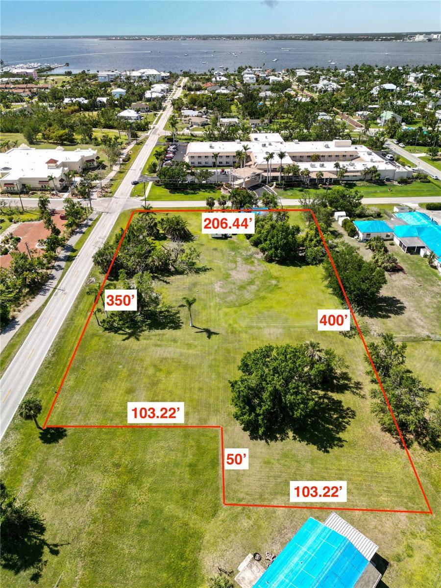 Punta Gorda, FL 33950,512 SHREVE ST