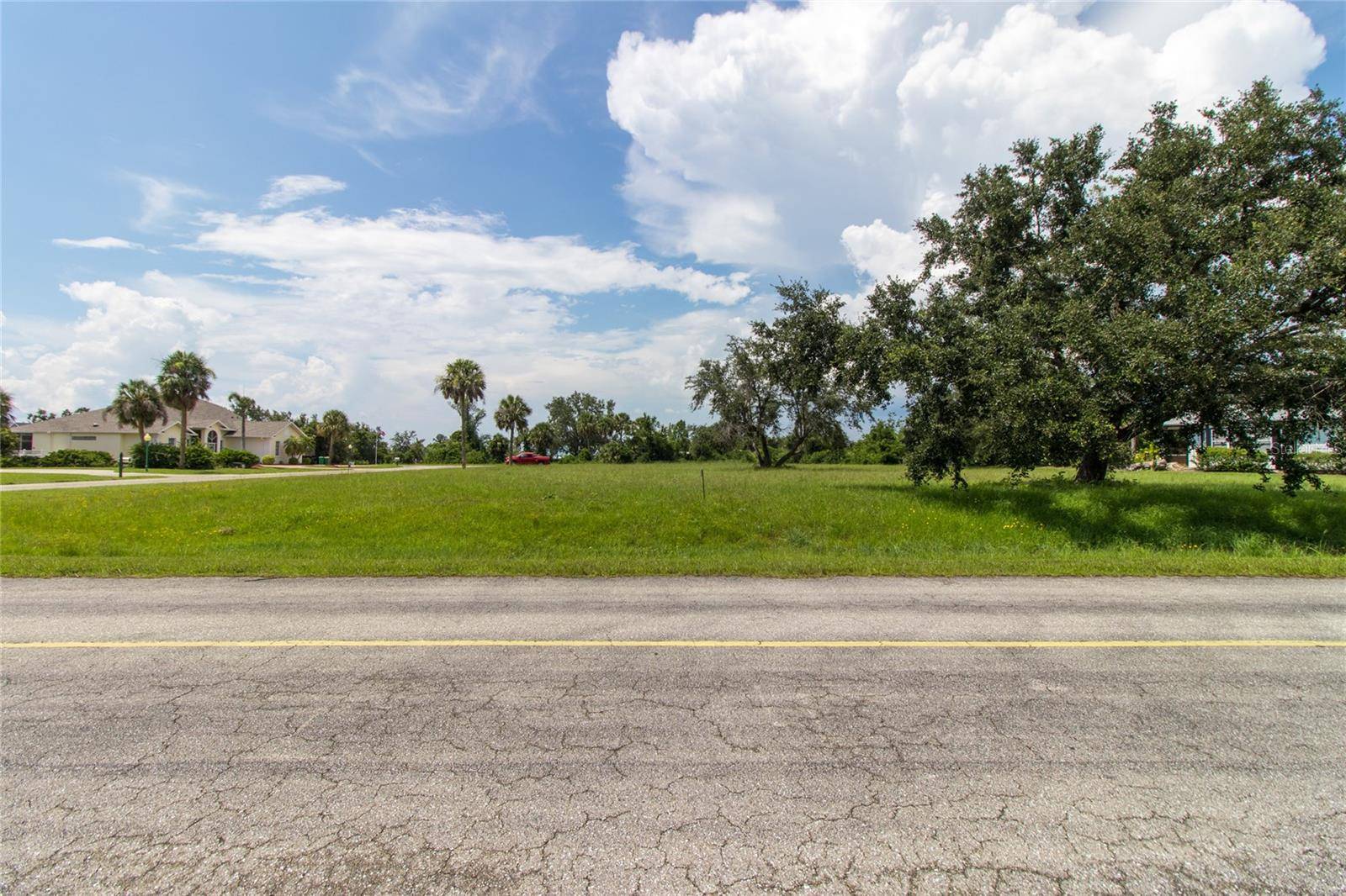 Punta Gorda, FL 33982,531 WOODSTORK LN