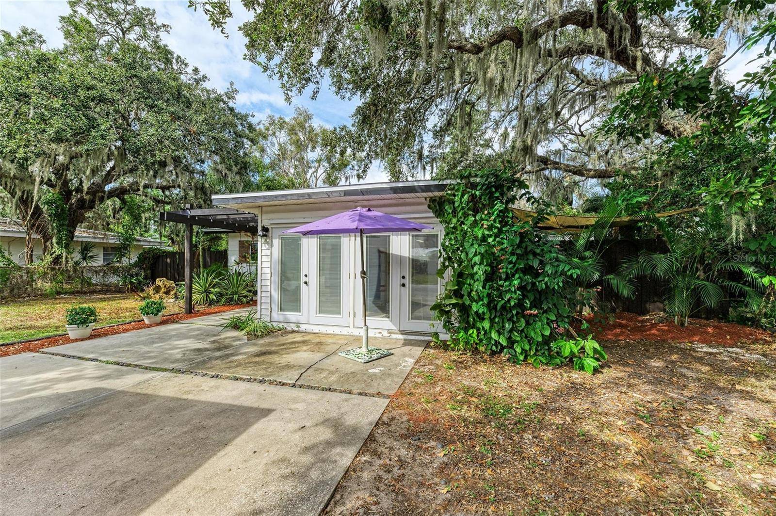 Sarasota, FL 34237,3281 8TH ST