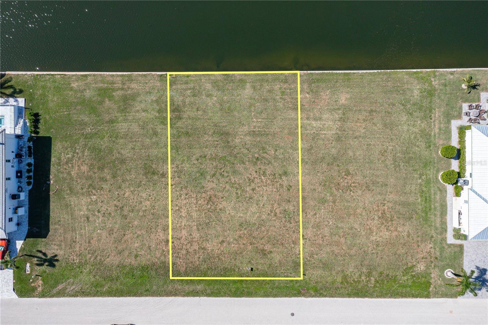 Punta Gorda, FL 33950,83 COLONY POINT DR