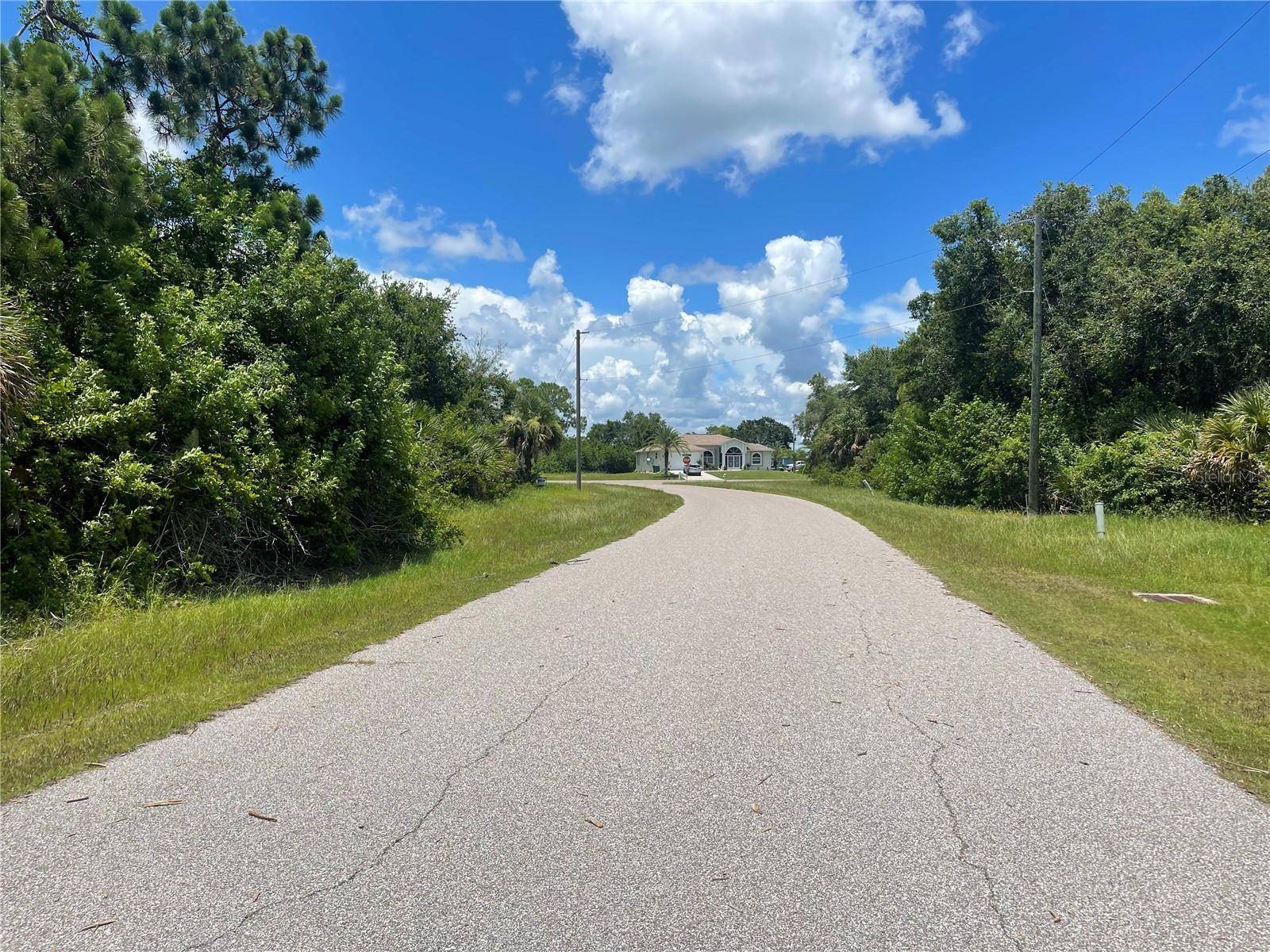 Rotonda West, FL 33947,113 REDWOOD RD