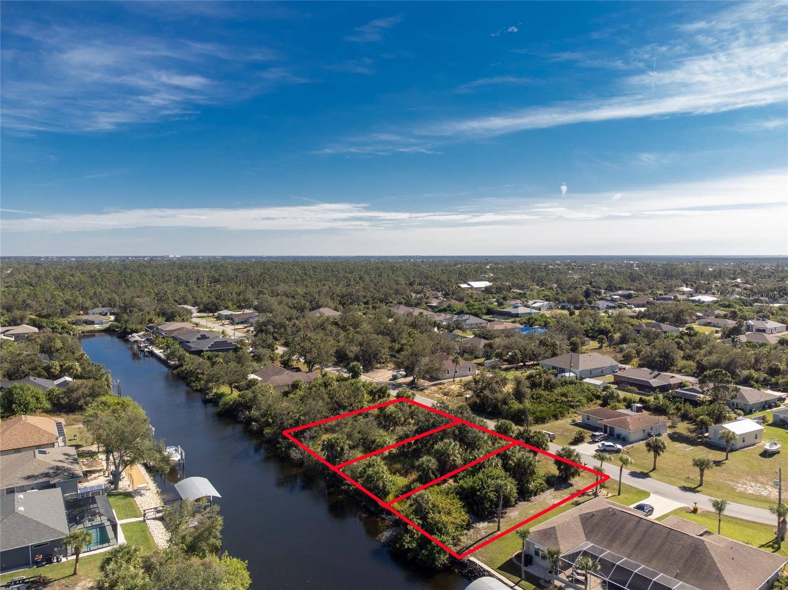 Port Charlotte, FL 33948,17324, 17332, 17340 GULFSPRAY CIR