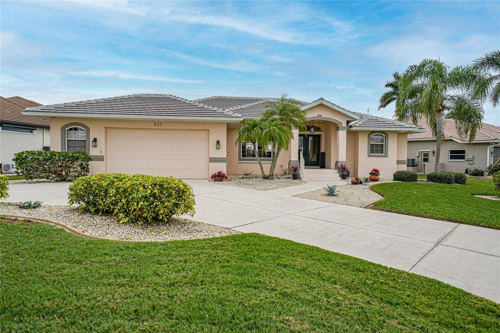 Punta Gorda, FL 33950,527 SAINT GIRONS CT